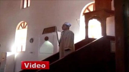 555 Yıldır Hutbe Kılıçla Okunuyor