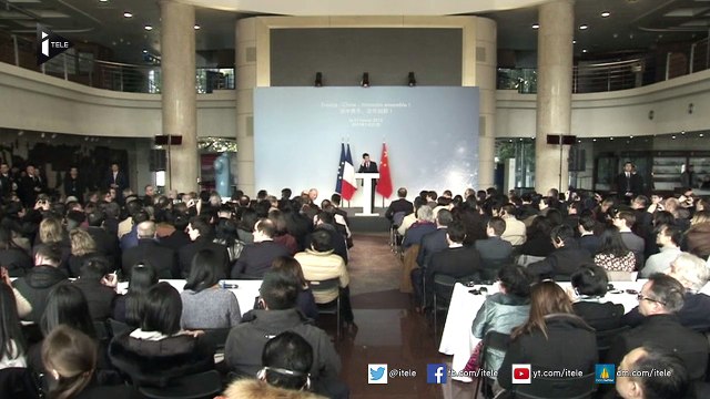 Manuel Valls s'adresse en chinois aux investisseurs