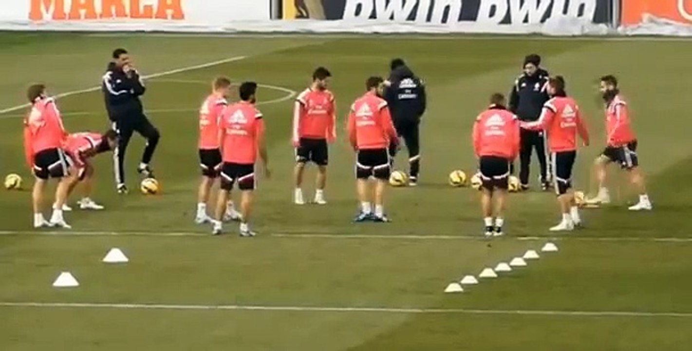 Que isso, Isco?! Você nunca viu um corta-luz que nem esse!