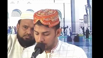 Apko Khol Kay Dil Apna Dikha Sakta Hun