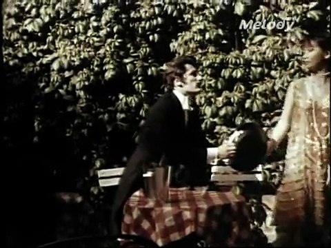 GEORGETTE PLANA - RIQUITA (Official Clip Vidéo)