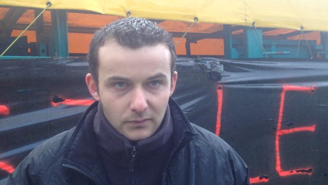 Barrage filtrant des agriculteurs au rond-point de Pen ar Chleuz