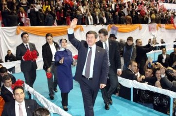 İzmir Filarmoni Orkestrası'ndan Davutoğlu'na Özel Şarkı