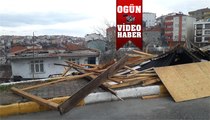 İstanbul’u fırtına vurdu