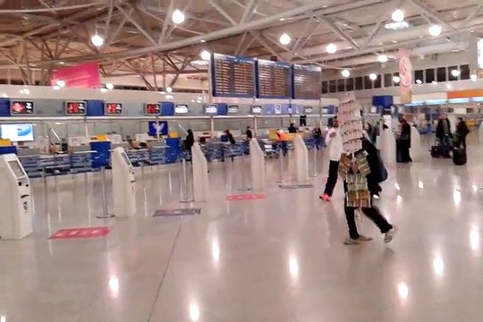 RedPlanet.gr: Οι Γιάννης Μανιάτης και Κώστας Φορτούνης πριν από την αναχώρηση για Θεσσαλονίκη