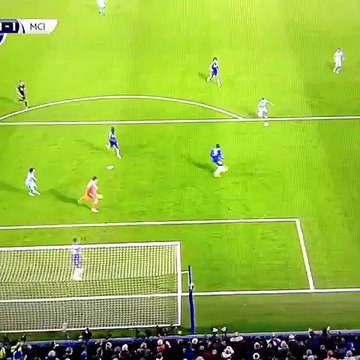 Manchester City le marcó al Chelsea gracias a un error de Thibaut Courtois