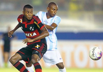 Em jogo recheado de confusões, Flamengo empata com Macaé