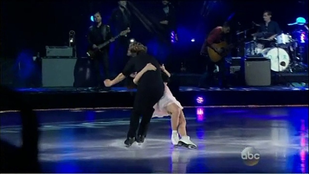 Meryl Davis & Charlie White - "Love On Ice"
