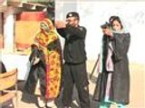 تدريب المعلمات والمعلمين على استخدام الأسلحة في باكستان