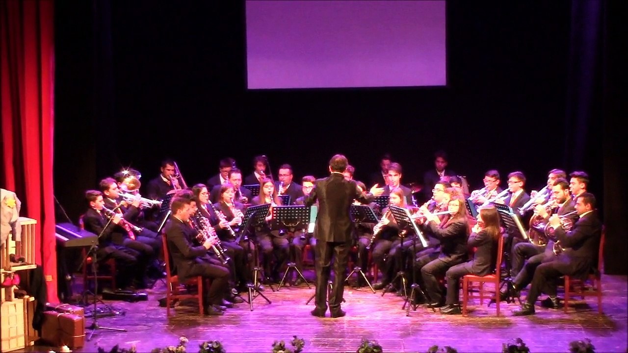 Sera della Memoria 2015-Ennio Morricone -Playing love- diretto dal M° Giuseppe Carrozzo -concerto bandistico- Città di Erchie-Teatro Comunale  Torre SS 27 genn 2015
