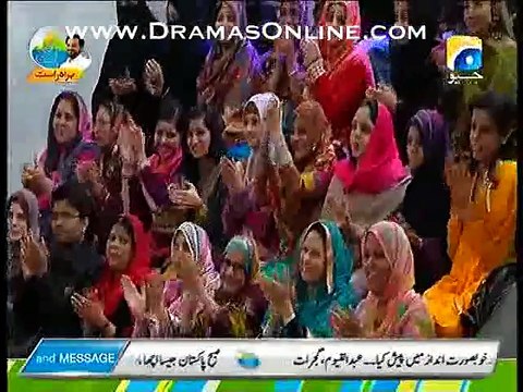 Amir Liaquat Making The Fun That How's Girls Making Selfies