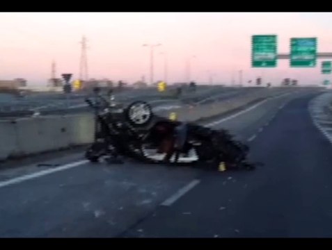 Milano - fuggono e si schiantano in auto dopo una rapina fallita (Il Corriere)