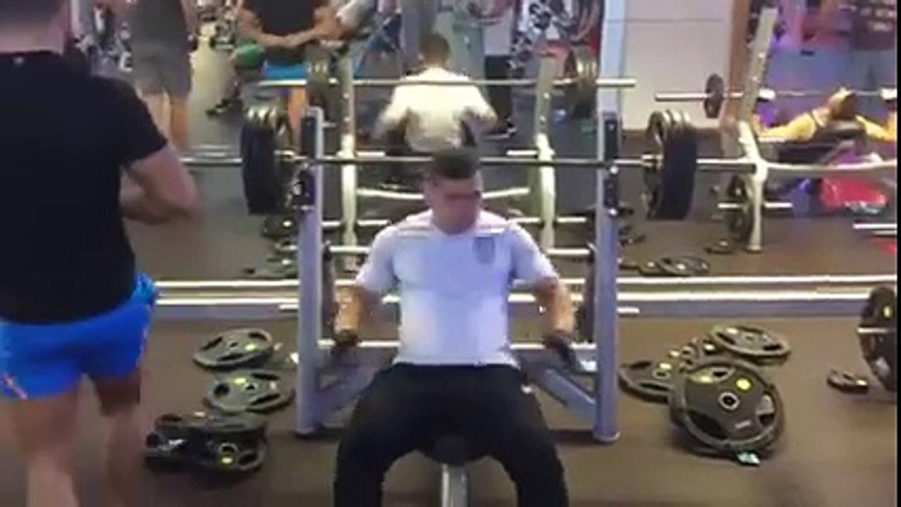 Novel Alex Motanu amazes again! 140 kg of 20 times