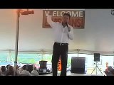 Colin Paul doing You'll Never Walk Alone at Elvis Week 2006 video