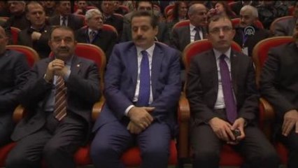 Çelik: "Bir Elde Silah, Bir Elde Zeytin Dalı Olmaz"