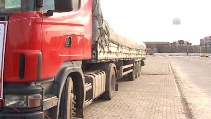 Suriye'ye İki Yardım Tırı