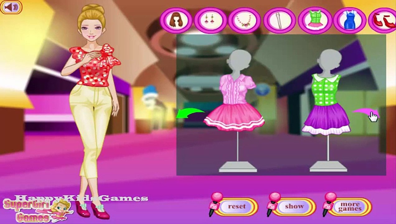 Barbie Games - BARBIE REPORTER DRESS UP GAME  - Play Barbie Games Online -