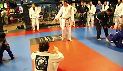 what-happens-when-a-black-belt-pretends-to-be-a-white-belt-thumbnail