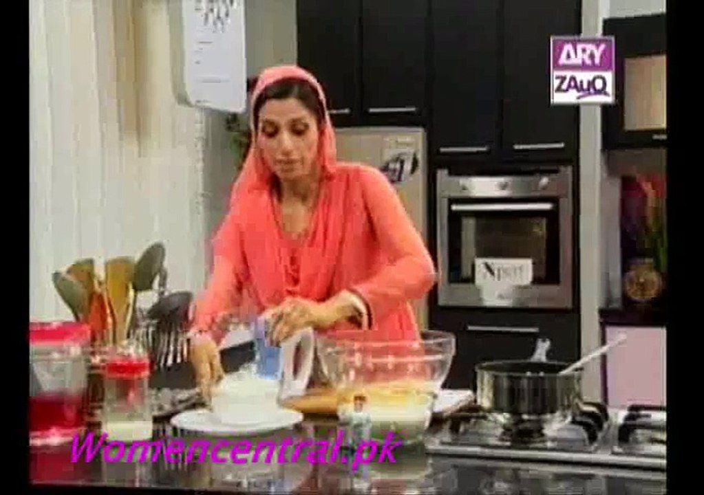 Red Velvet Brownies Recipe - Dream Desserts - 20 July 2013