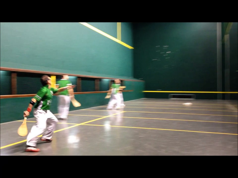 Gomme Trinquet Nat B 8ème: Pau (F.Suberbielle-P.Inchaurraga) contre Bayonne Nautique (B.Bordachar-S.Hardoy)