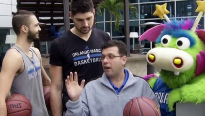 Le très joli trick shot d'Evan Fournier