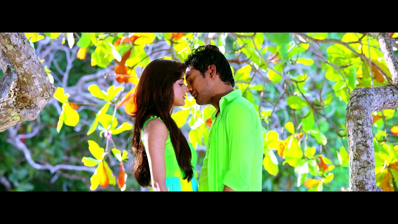 Naalona Yedo Song from Paddanandi Premalo Mari Movie