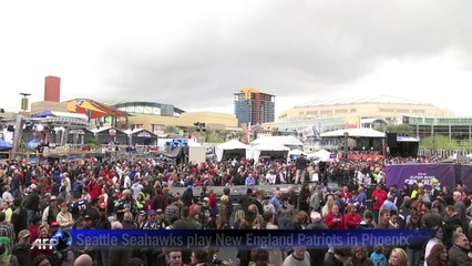 Visitors flock to Phoenix for the Super Bowl