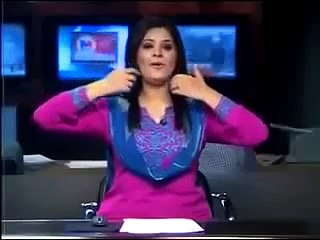 News Anchor Behind The Scene Funny Moments Funny Pakistani Clips New Full Totay