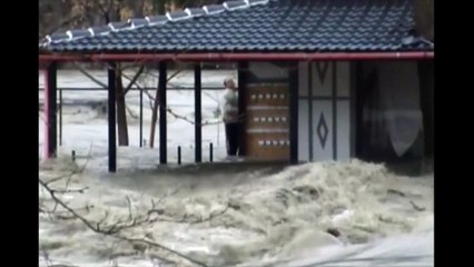 En Albanie, des maisons englouties par des crues subites