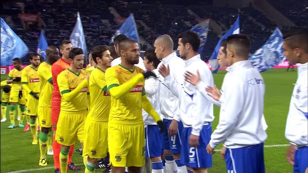 Martinez mit Riecher, Quaresma mit Außenrist