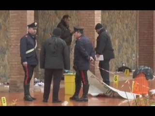 Video herunterladen: Giffoni (SA) - Uccide la moglie e poi si suicida. Coppia originaria del Casertano -live- (01.02.15)