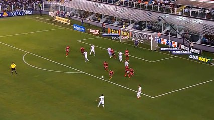 Chiquinho scores volleyed golazo for Santos