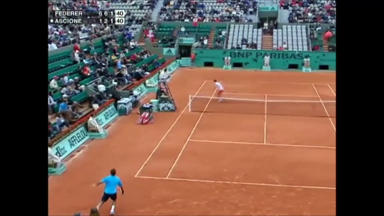 Incredible passing shot by Federer