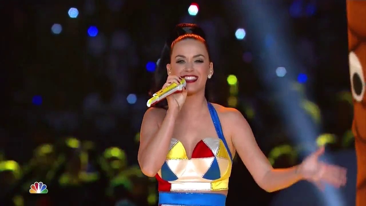 KATY PERRY ft MISSY ELLIOTT & LENNY KRAVITZ - Live at the Super Bowl XLIX (Halftime Show) 02/02/2015 (HD).