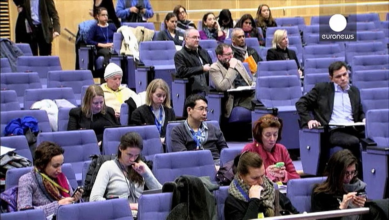 Tsipras faces stiff challenge in scrapping bailout deal