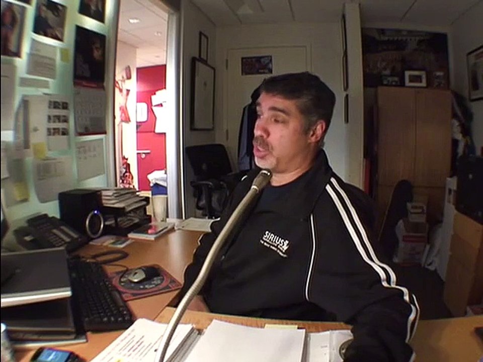 HTVOD - Howard Plays Gary's Audio Book - 11-09-10 [WDM]