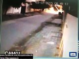 Dunya News - Dunya News obtains CCTV Footage of Cracker attack on private school in Karachi