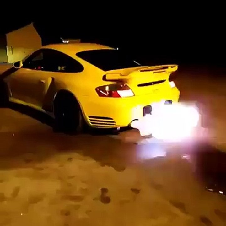 Porsche 911'den Gelen Eşsiz Turbo Sesi