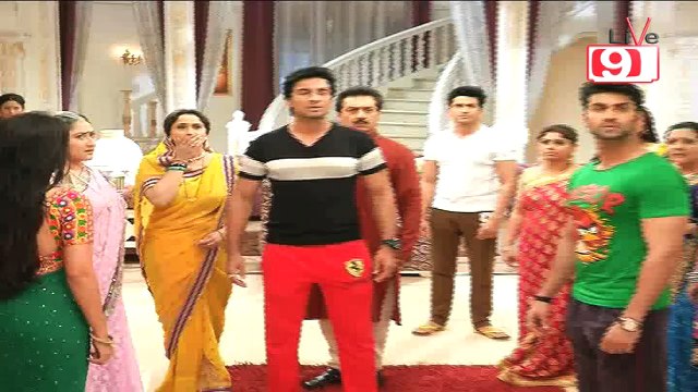 Siddhanth Throws Roli Out Of House? | Sasural Simar Ka