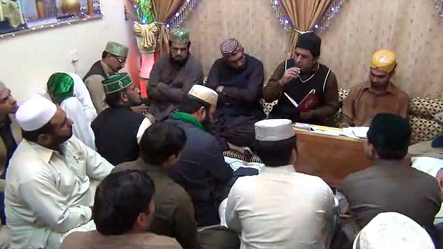 Khalid Shakeel Sahib~Urdu Naat ~Yeh arzoo nahin key duaien hazaar do par key nabi ki naat lahad main utar do