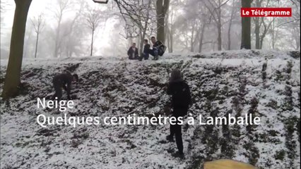 Neige. Quelques centimètres à Lamballe