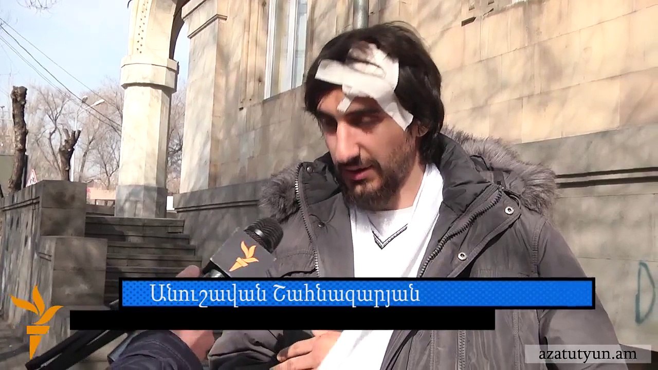 Բերձորում ծեծի ենթարկված լրագրողի գլխին 8 կար է դրվել