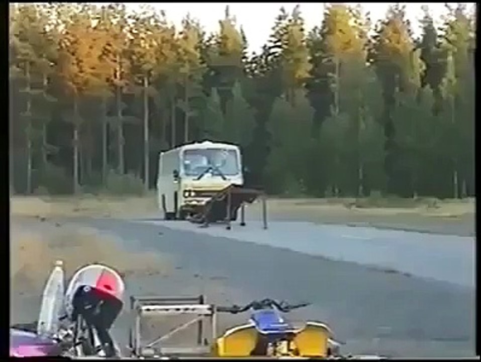 Thounder of driving