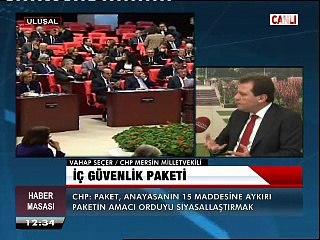 CHP'li Vahap Seçer, iç güvenlik yasa tasarısını yorumluyor.