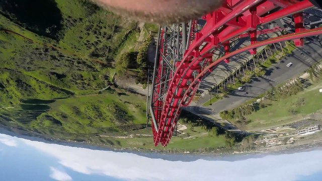 Descente d'une montagne russe avec une Gopro