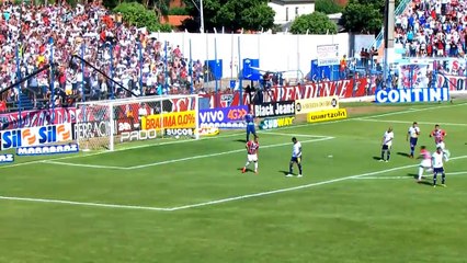 Brasil - Golazo de Bastos desde su casa