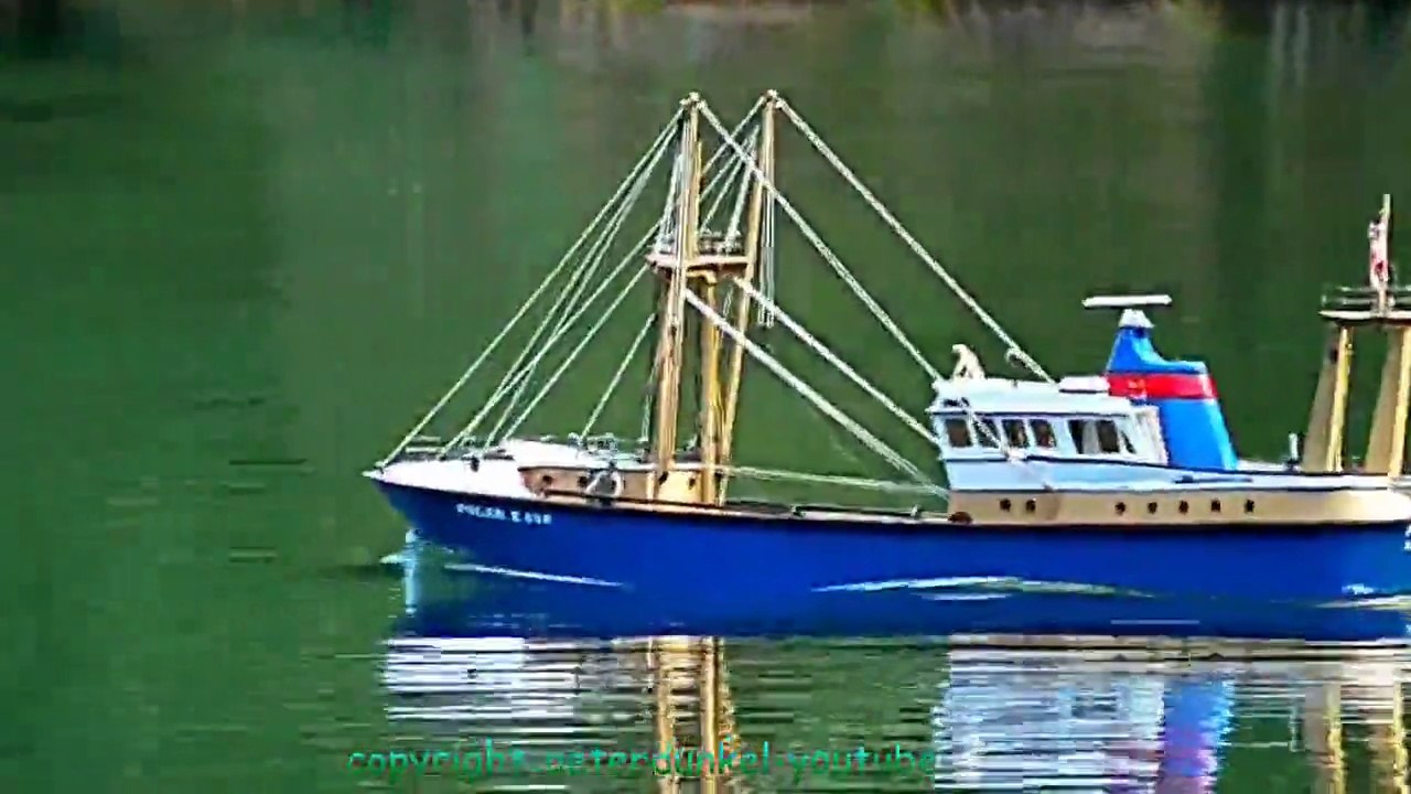 ZIVILSCHUTZ KOMMUNIKATION SCHIFF KRABEN TRAWLER CIVIL DEFENCE COMMUNICATIONS SHIP CRABS TRAWLER