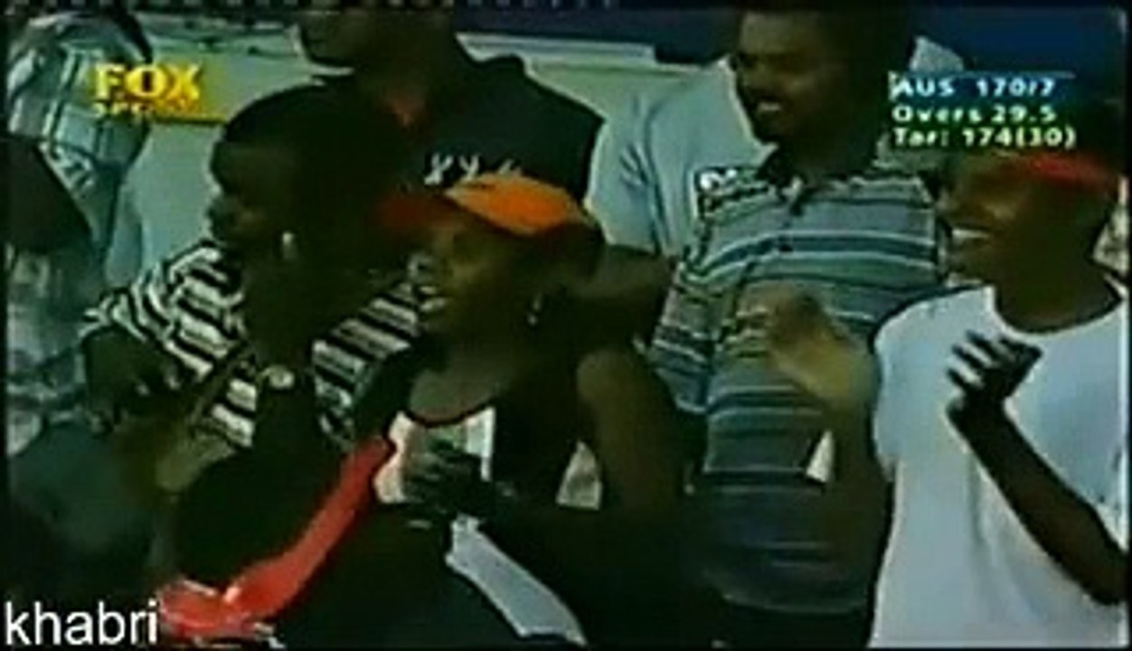Crazy Audience in Cricket Excited Moments aus v wi