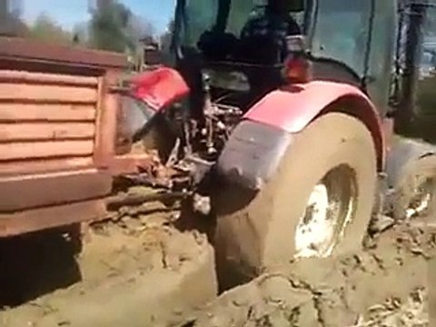 Zetor 8441 zaglavio sa prikolicom, Traktor Zetor 8441 stuck 1.dio