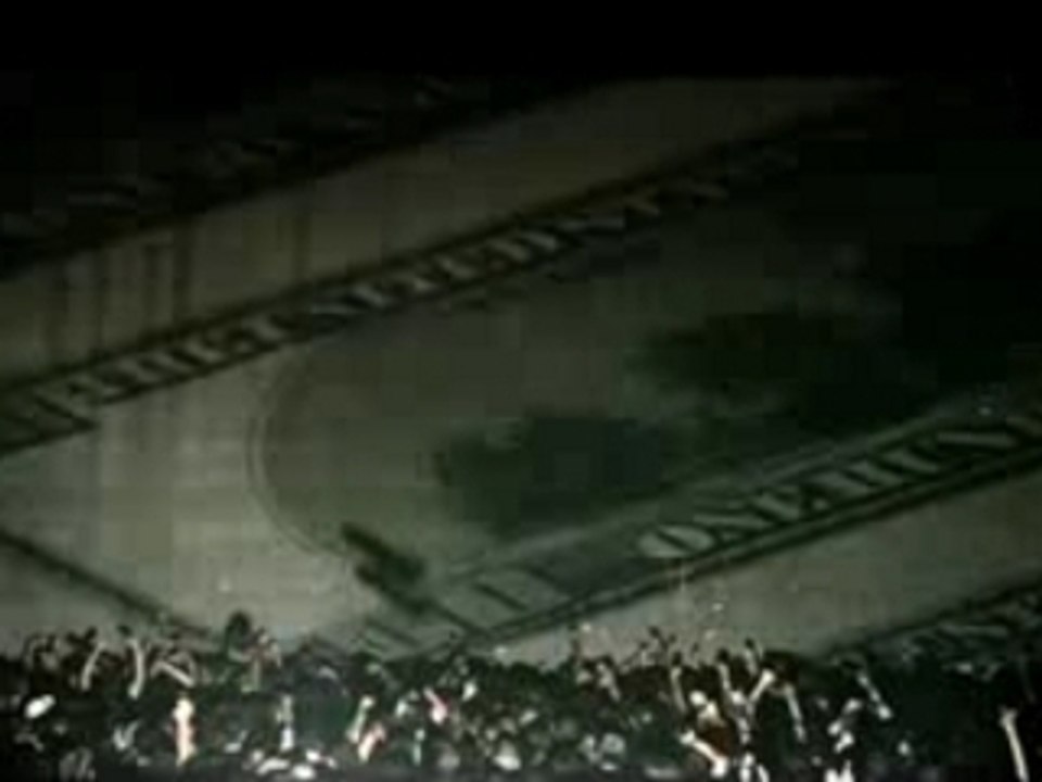 NIN - Beside You In Times clip04